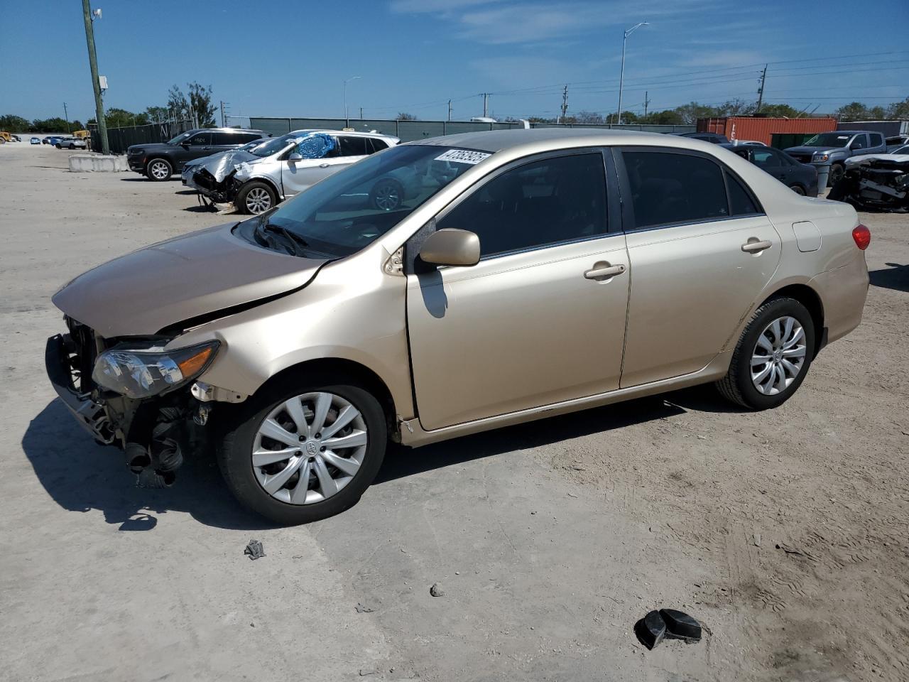 2013 TOYOTA COROLLA BA