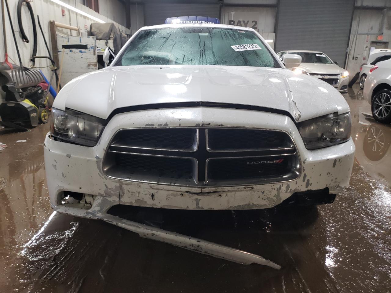 2014 DODGE CHARGER SE - Фото 5