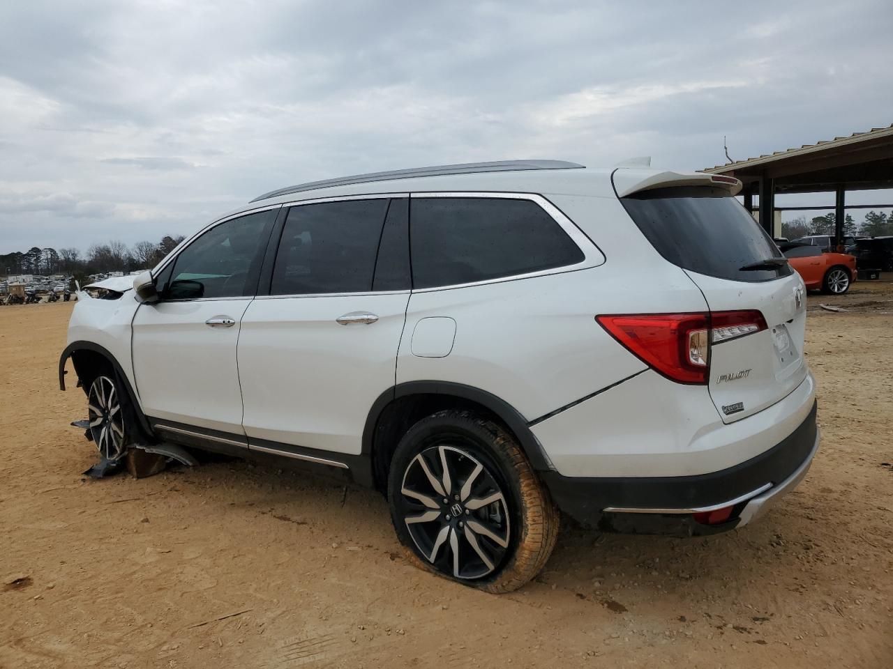 2021 HONDA PILOT TOUR - Image 2