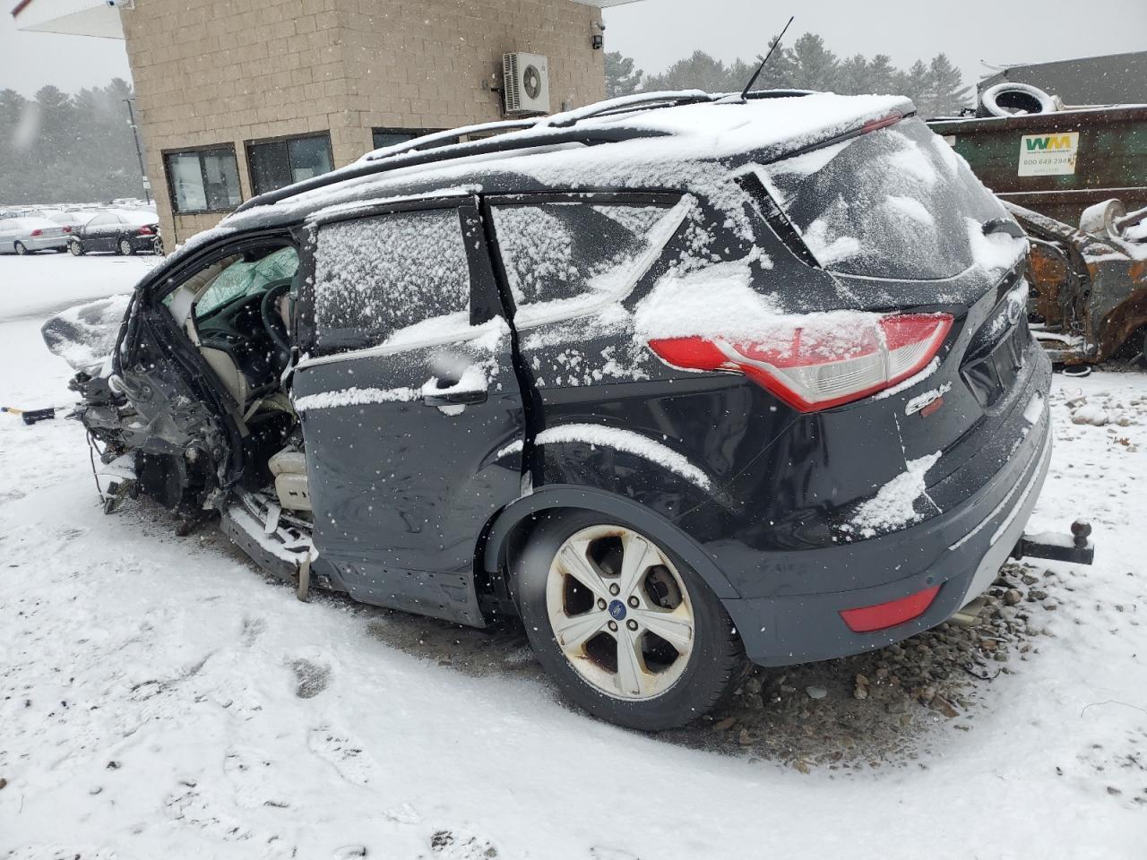 2015 FORD ESCAPE SE - Image 2