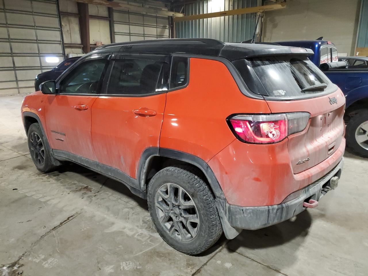 2019 JEEP COMPASS TR - Фото 2