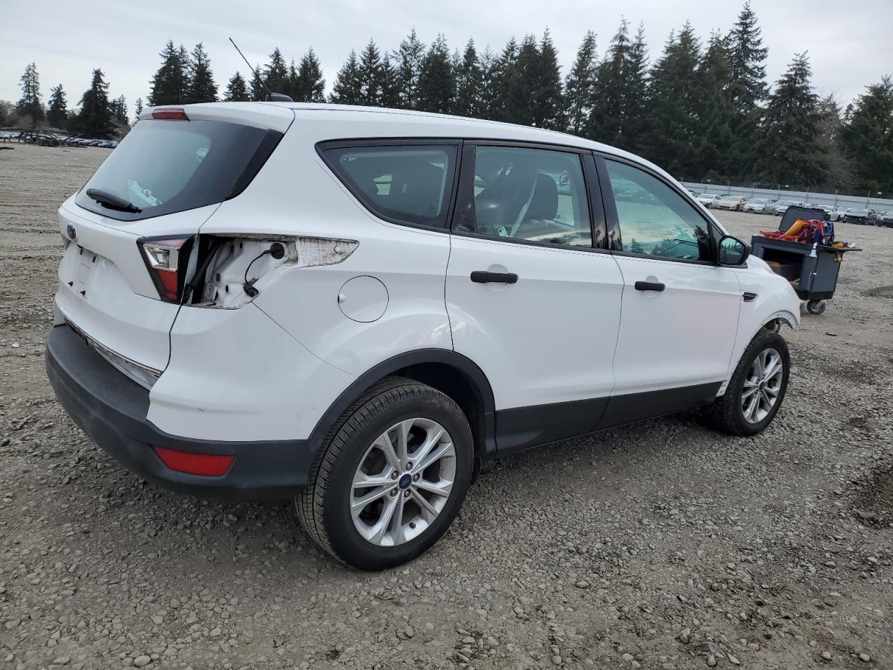 2017 FORD ESCAPE S - Image 3
