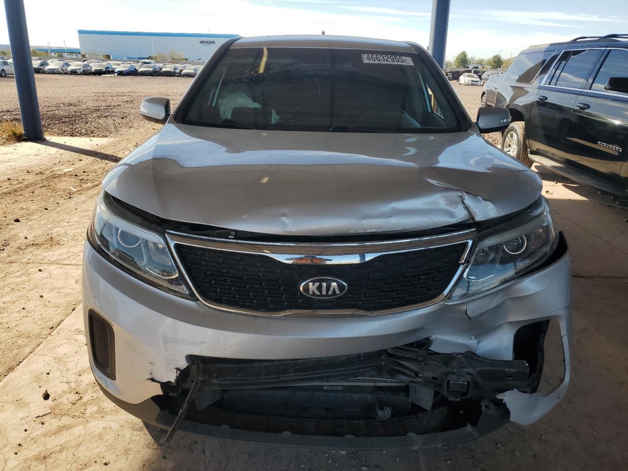 2015 KIA SORENTO LX - Image 5