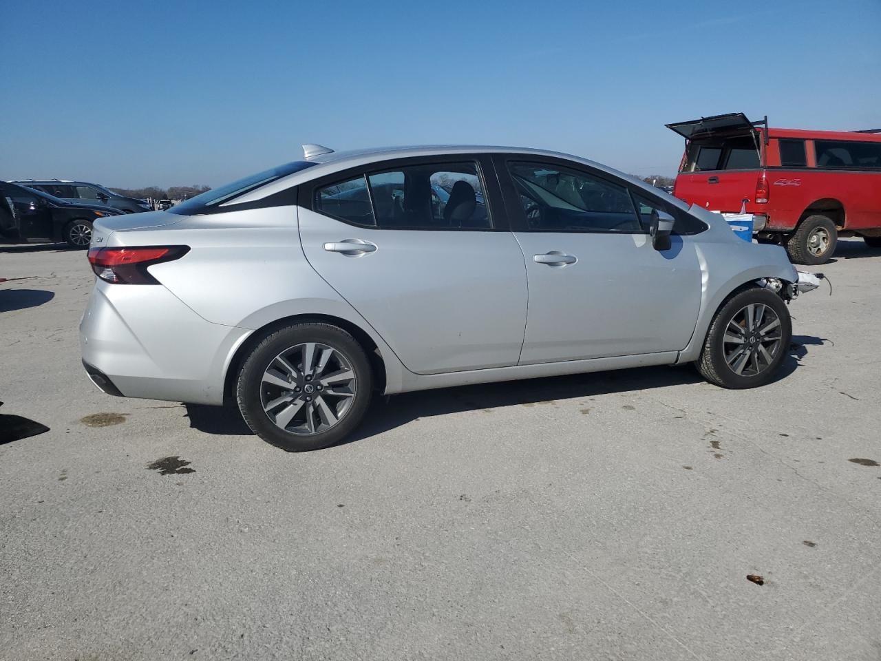 2021 NISSAN VERSA SV - Image 3