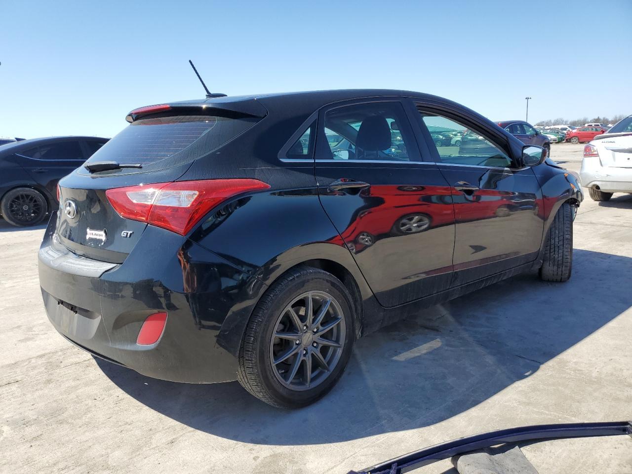 2016 HYUNDAI ELANTRA GT - Фото 3