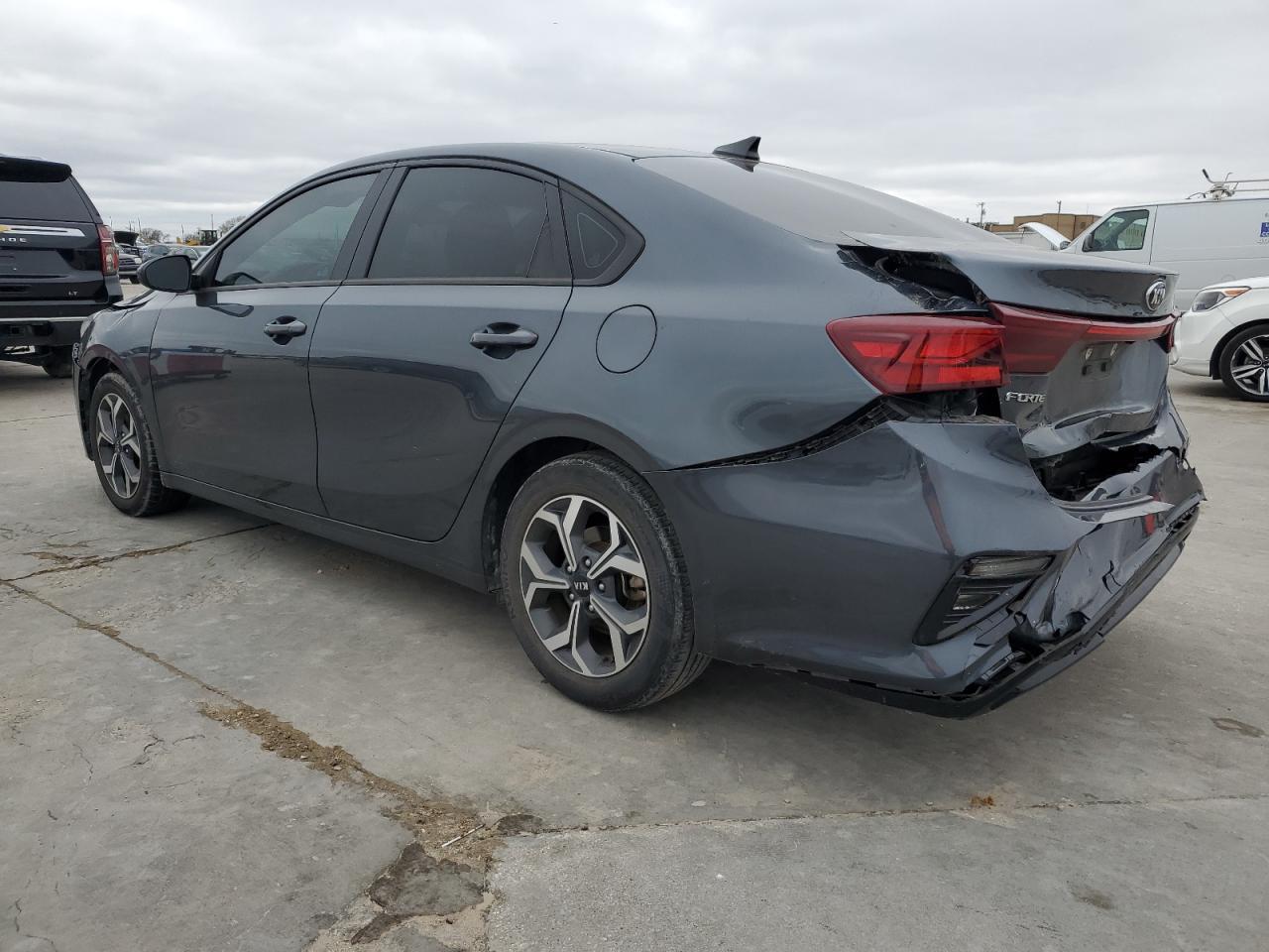 2021 KIA FORTE FE - Image 2