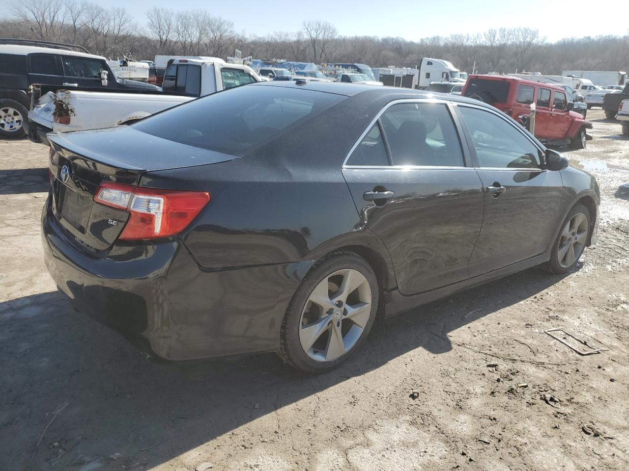 2012 TOYOTA CAMRY BASE - Фото 3