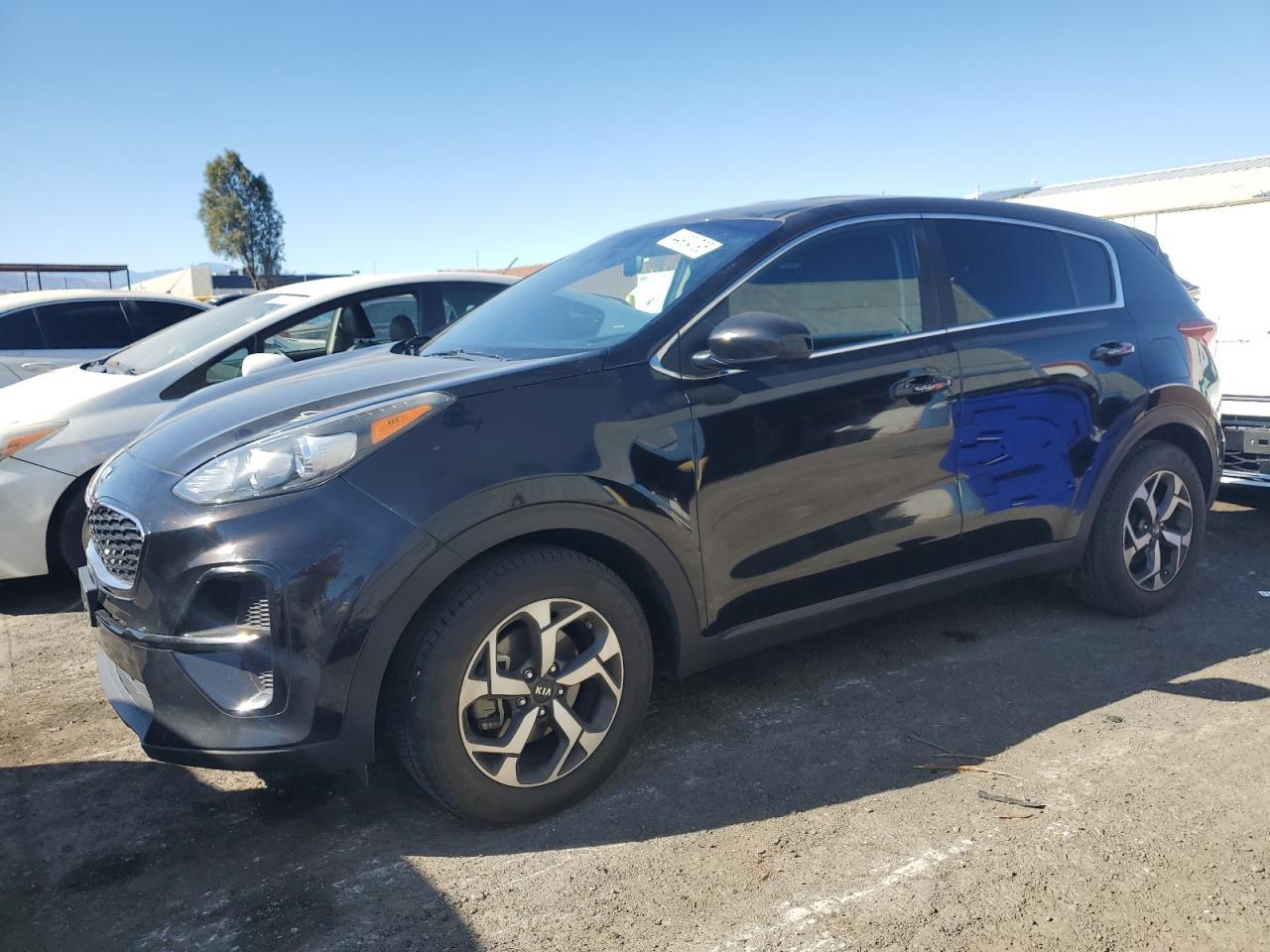 2020 KIA SPORTAGE L car image