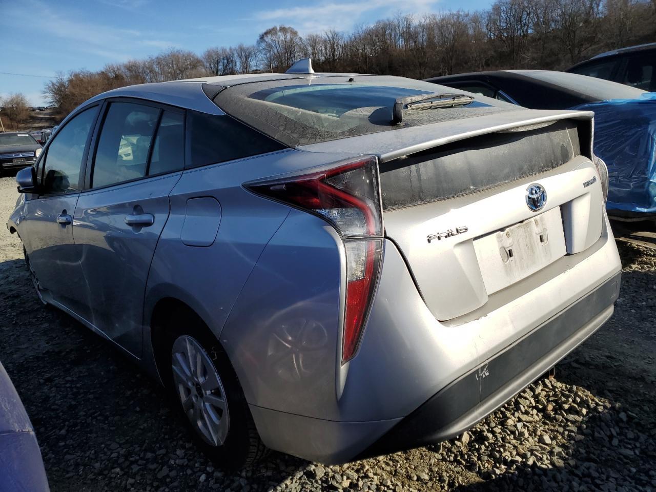 2016 TOYOTA PRIUS - Фото 2