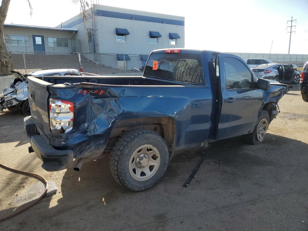2018 CHEVROLET SILVERADO - Фото 3