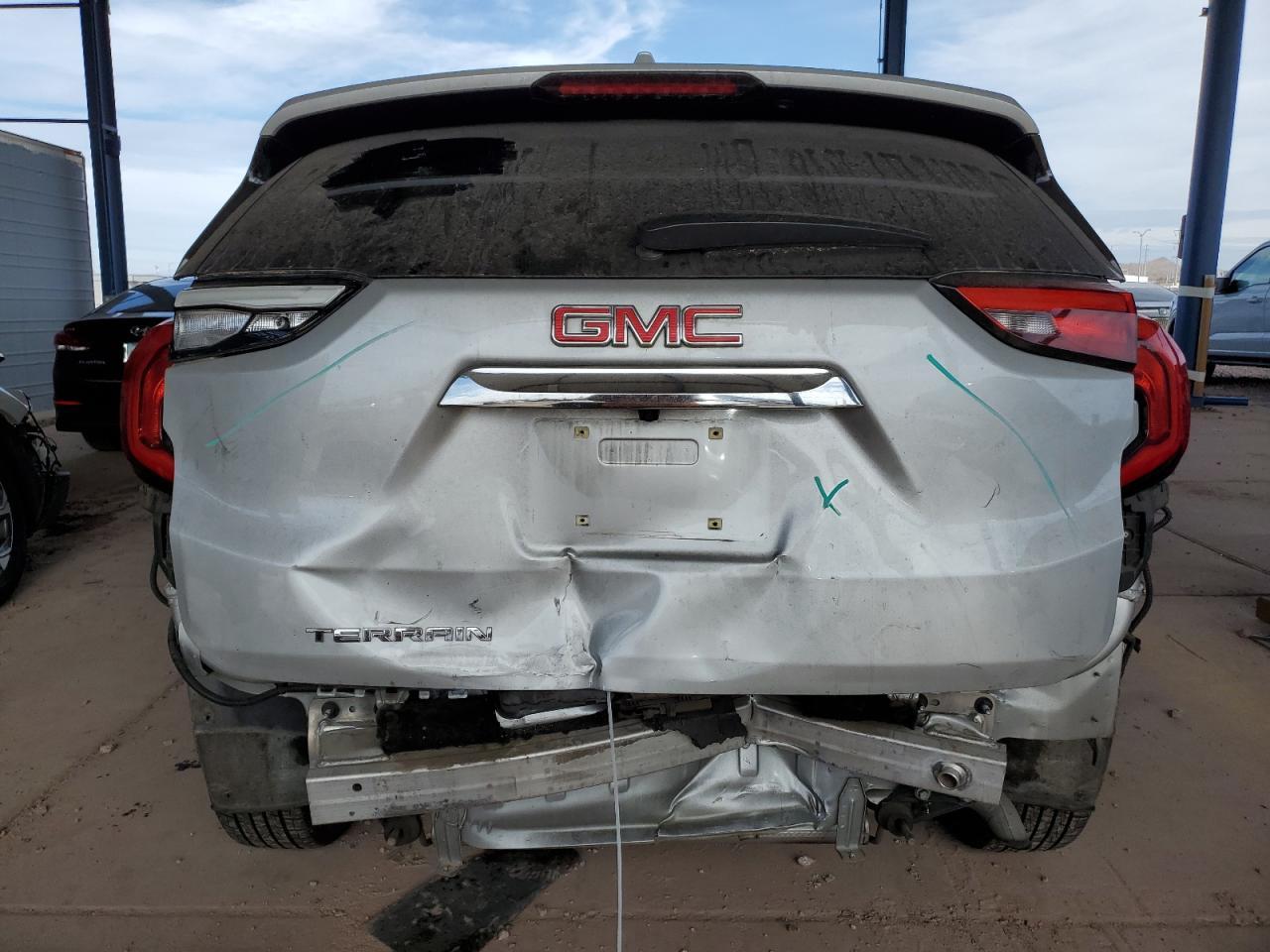 2018 GMC TERRAIN SL - Image 6