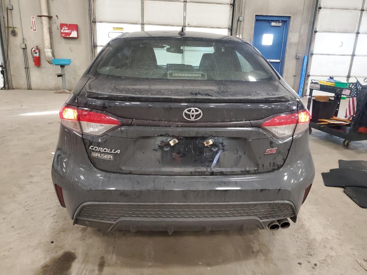 2020 TOYOTA COROLLA SE - Фото 6