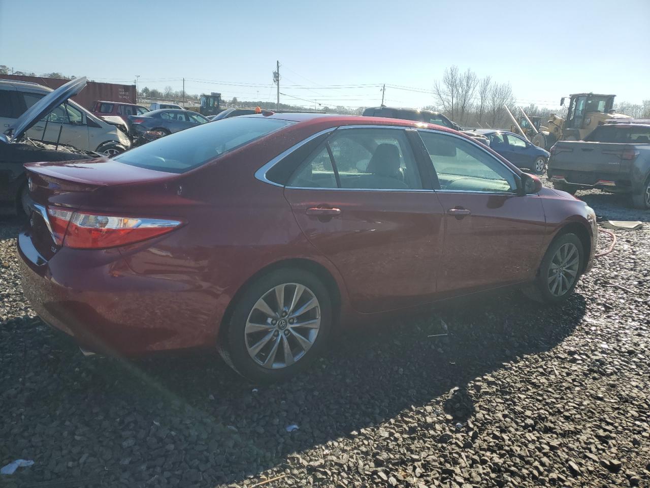2017 TOYOTA CAMRY LE - Image 3