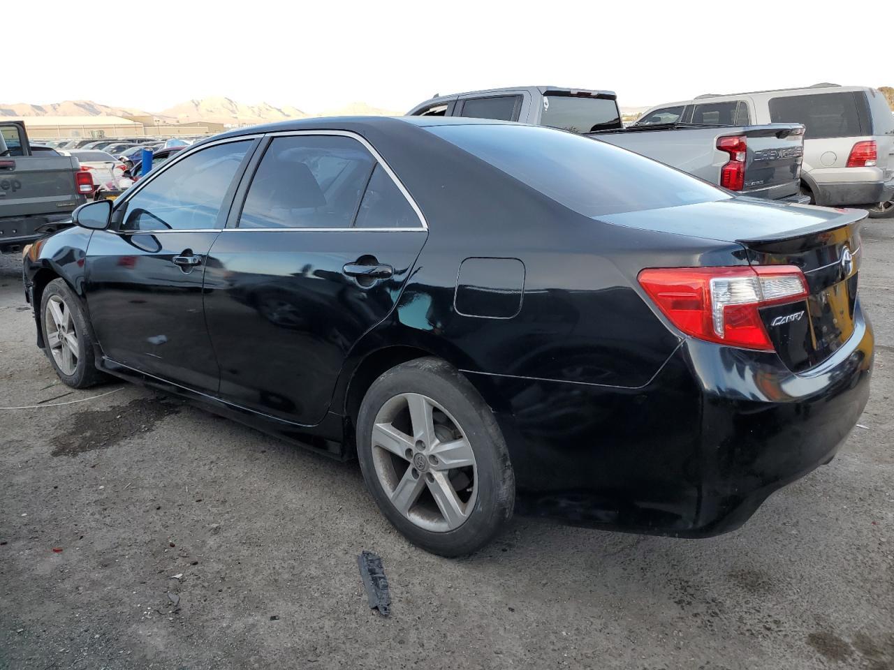 2014 TOYOTA CAMRY L - Image 2