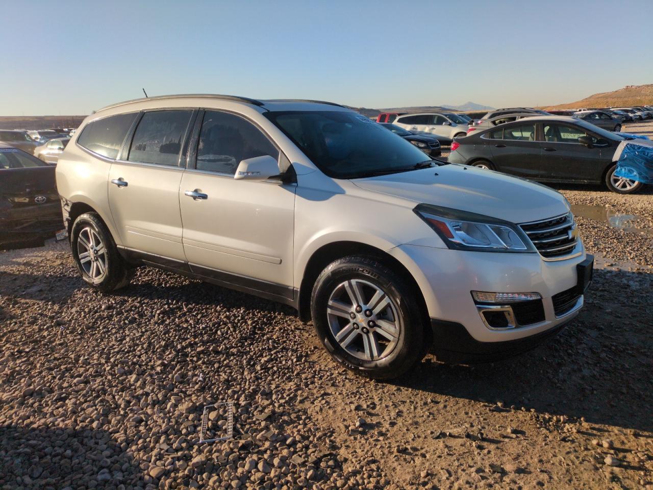 2015 CHEVROLET TRAVERSE L - Фото 4