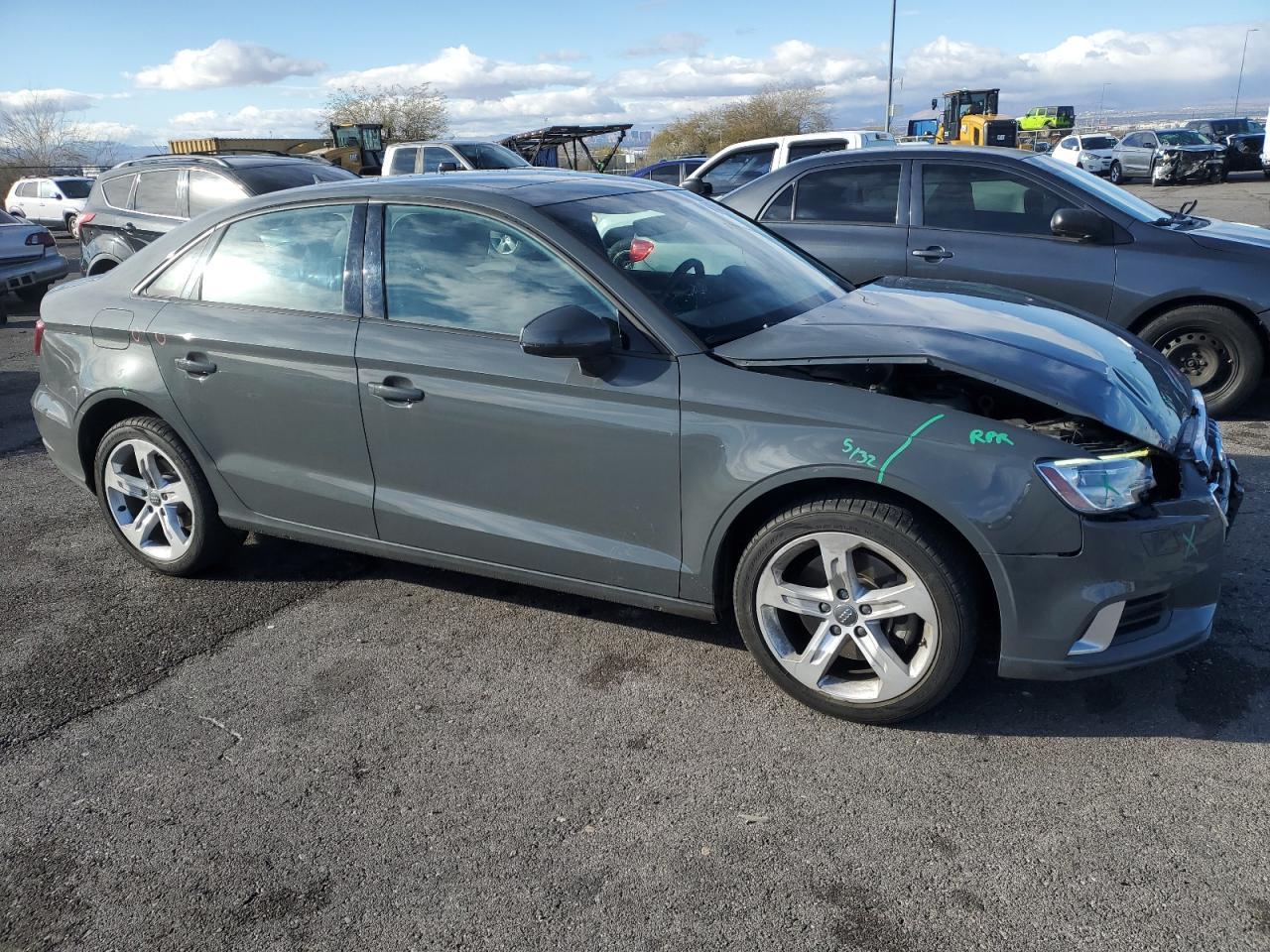 2017 AUDI A3 PREMIUM - Image 4
