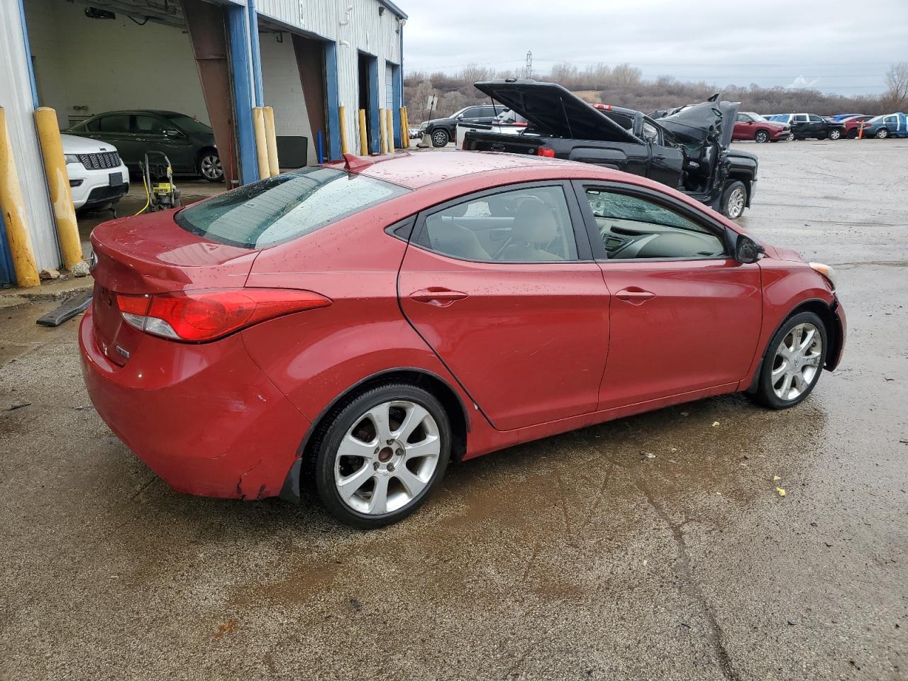 2013 HYUNDAI ELANTRA GL - Image 3