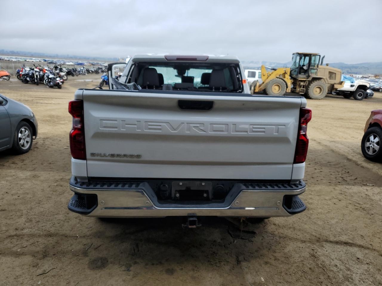 2023 CHEVROLET SILVERADO - Image 6