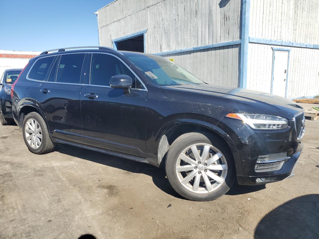 2016 VOLVO XC90 T6 - Фото 4