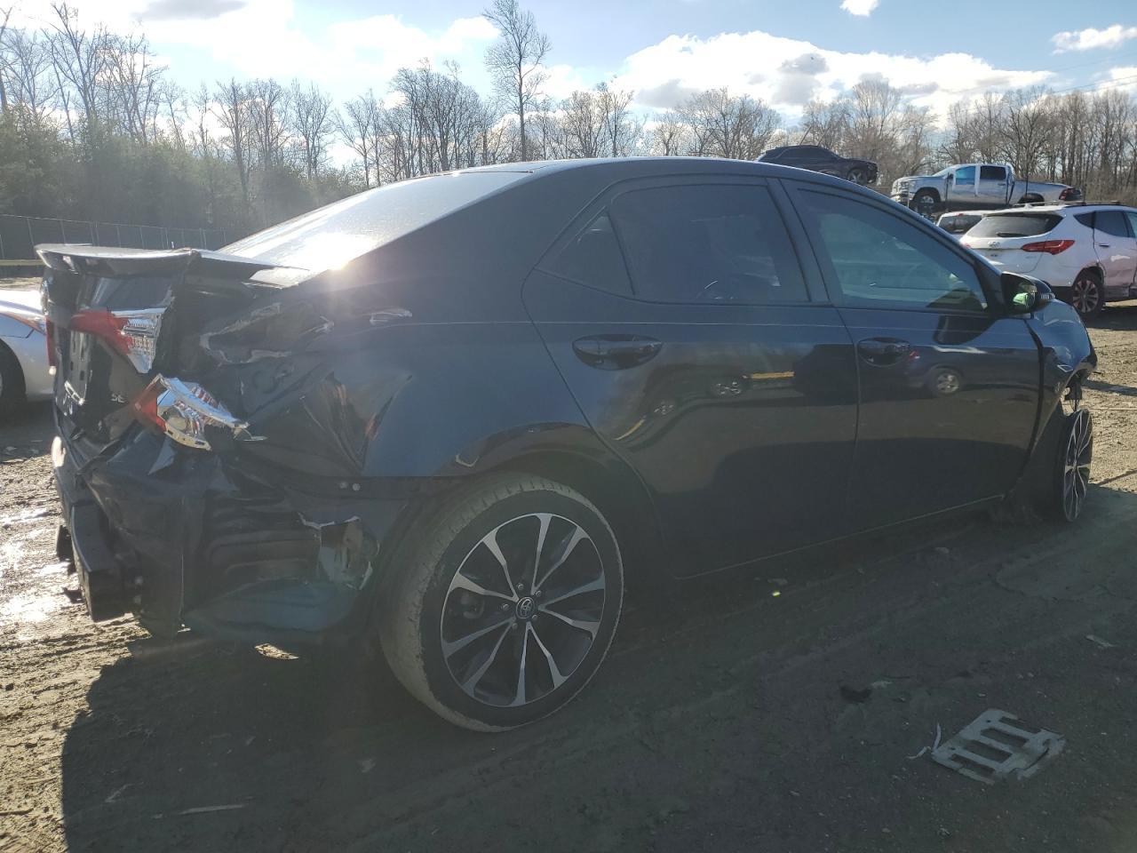 2019 TOYOTA COROLLA L - Image 3