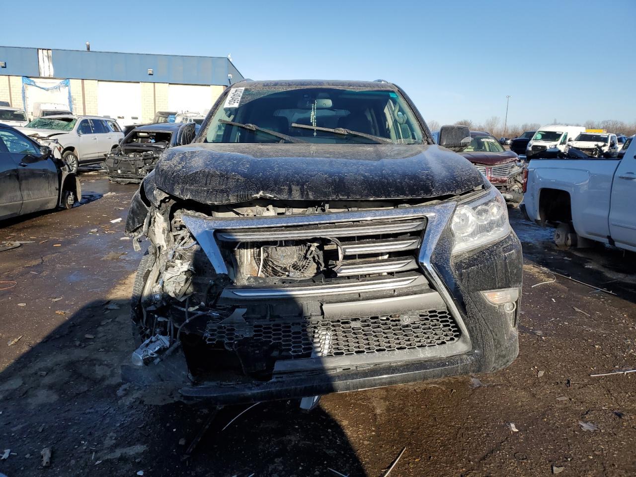 2017 LEXUS GX 460 - Фото 5