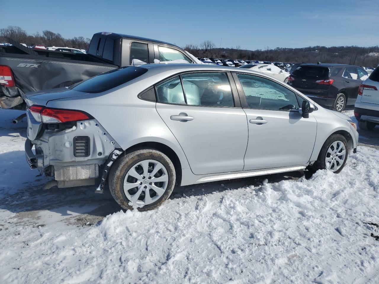 2021 TOYOTA COROLLA LE - Image 3
