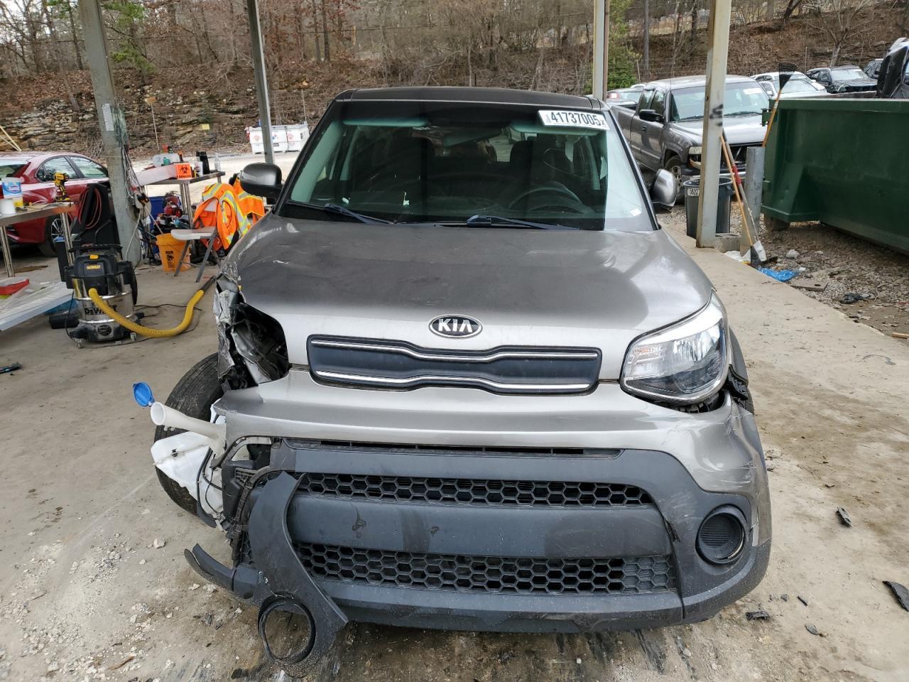 2017 KIA SOUL - Image 5