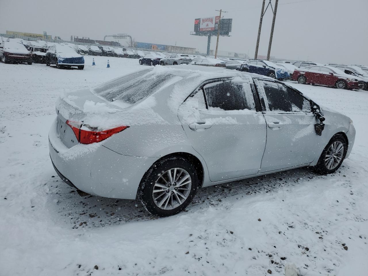 2014 TOYOTA COROLLA L - Фото 3