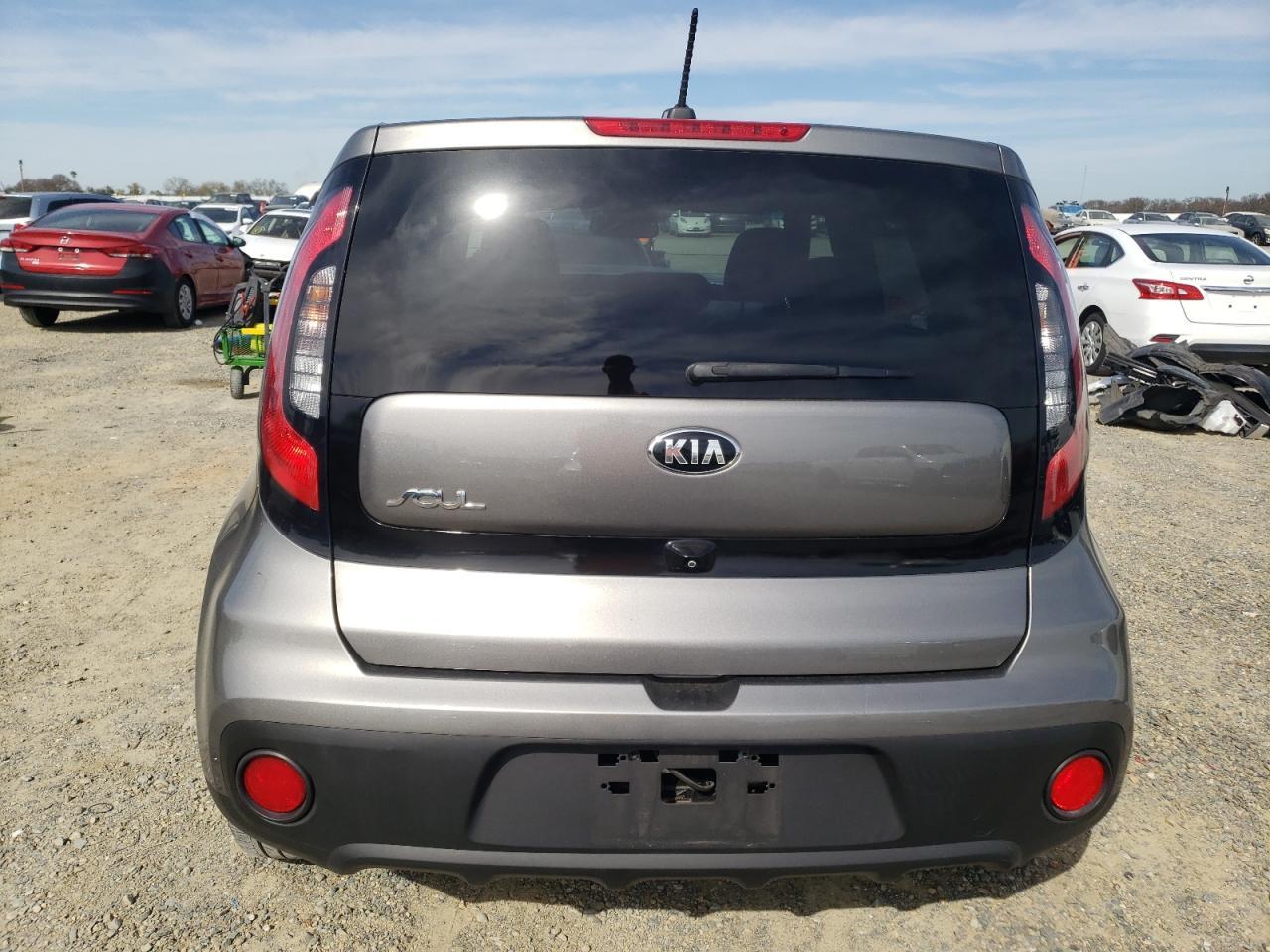 2017 KIA SOUL - Image 6