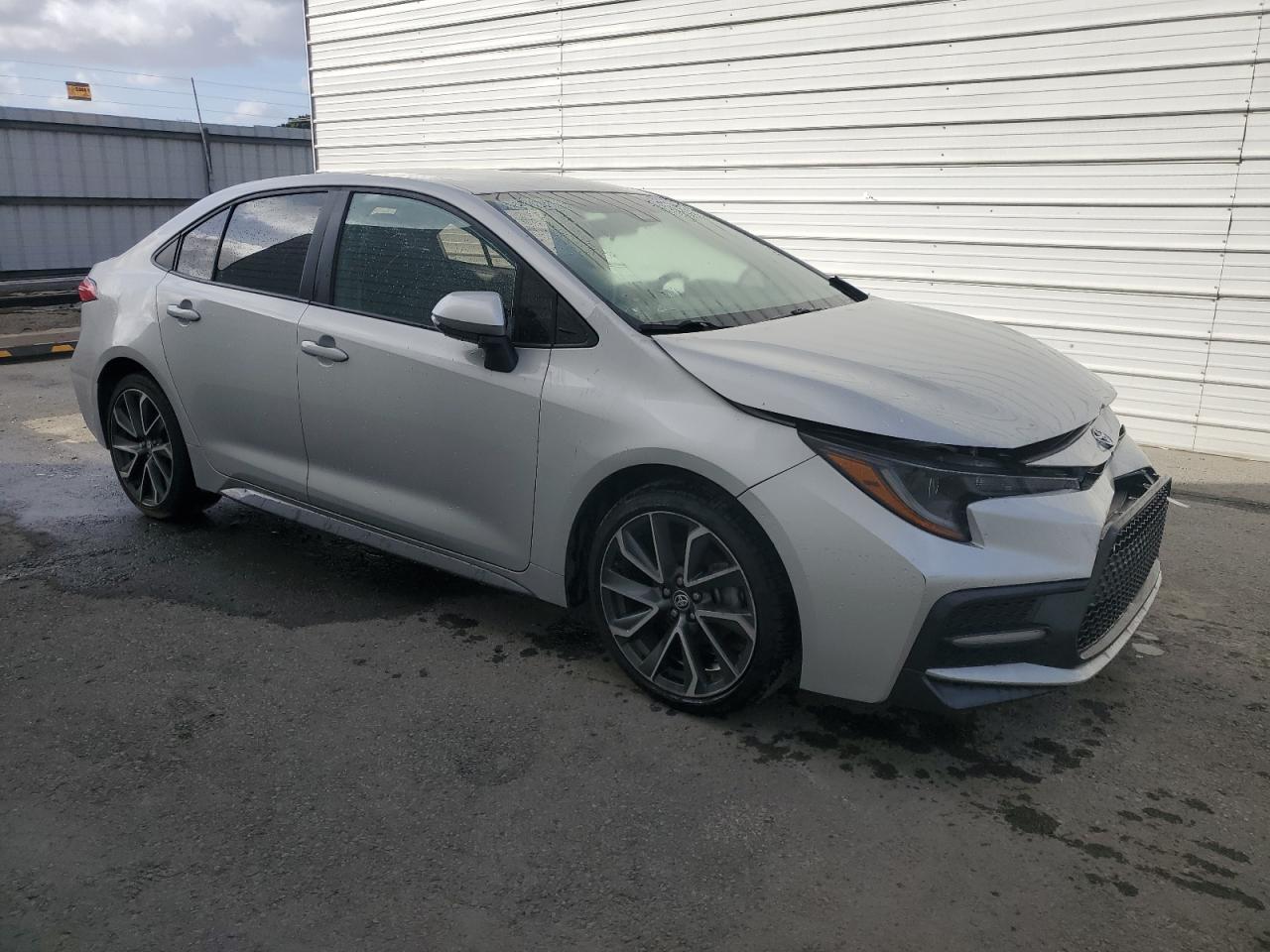 2020 TOYOTA COROLLA SE - Image 4
