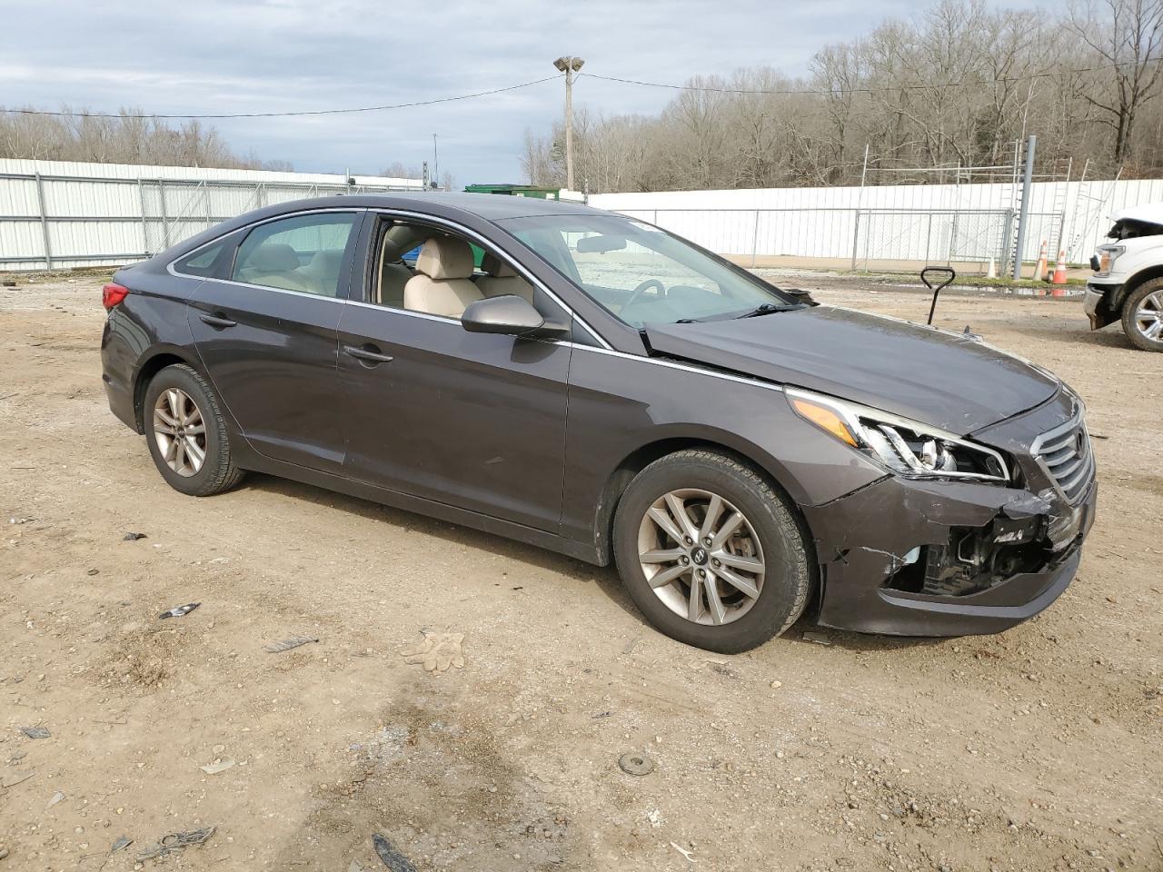 2017 HYUNDAI SONATA SE - Фото 4