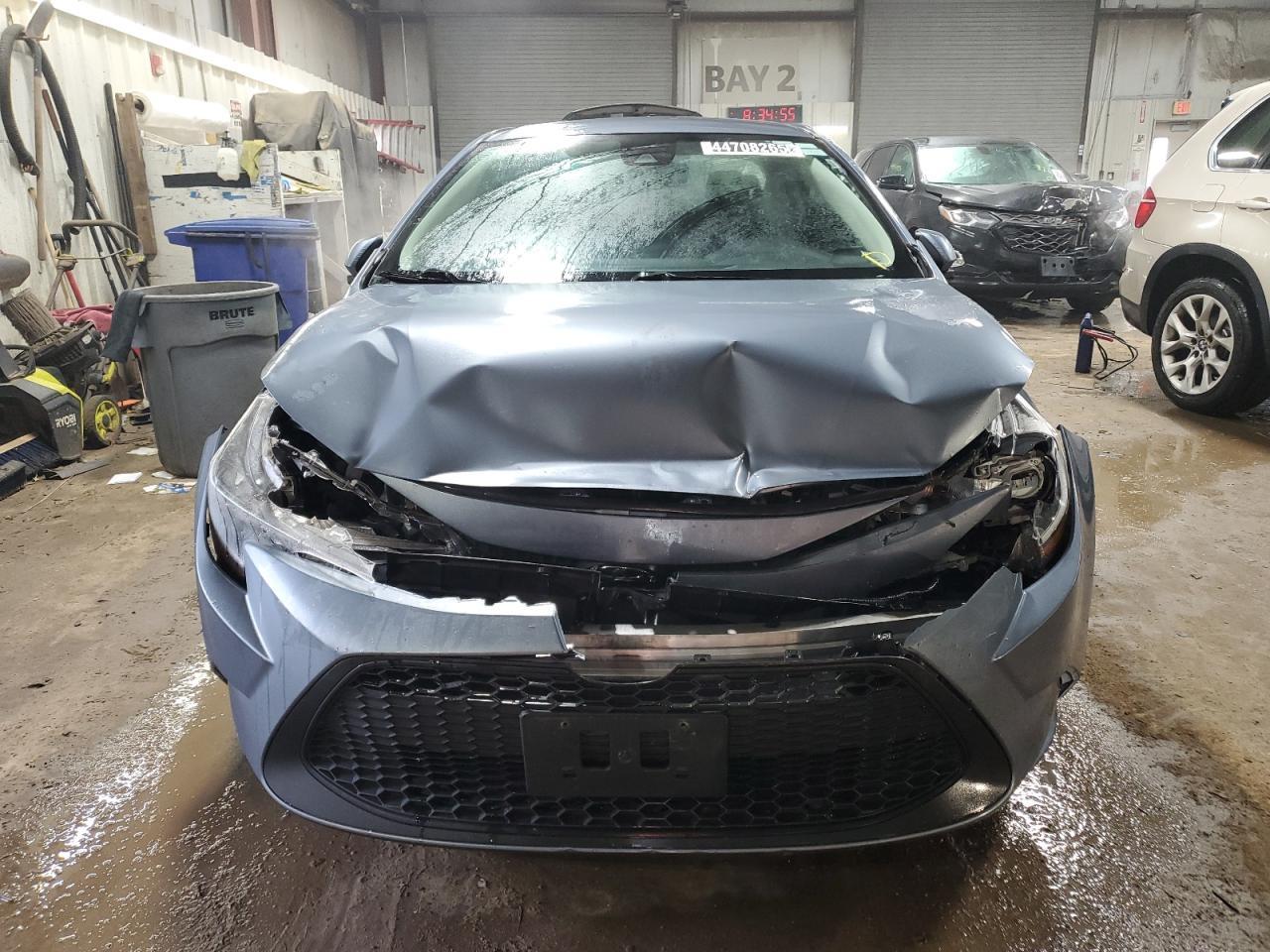 2022 TOYOTA COROLLA LE - Фото 5
