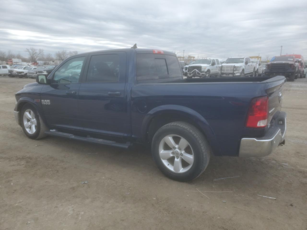 2015 RAM 1500 SLT - Image 2