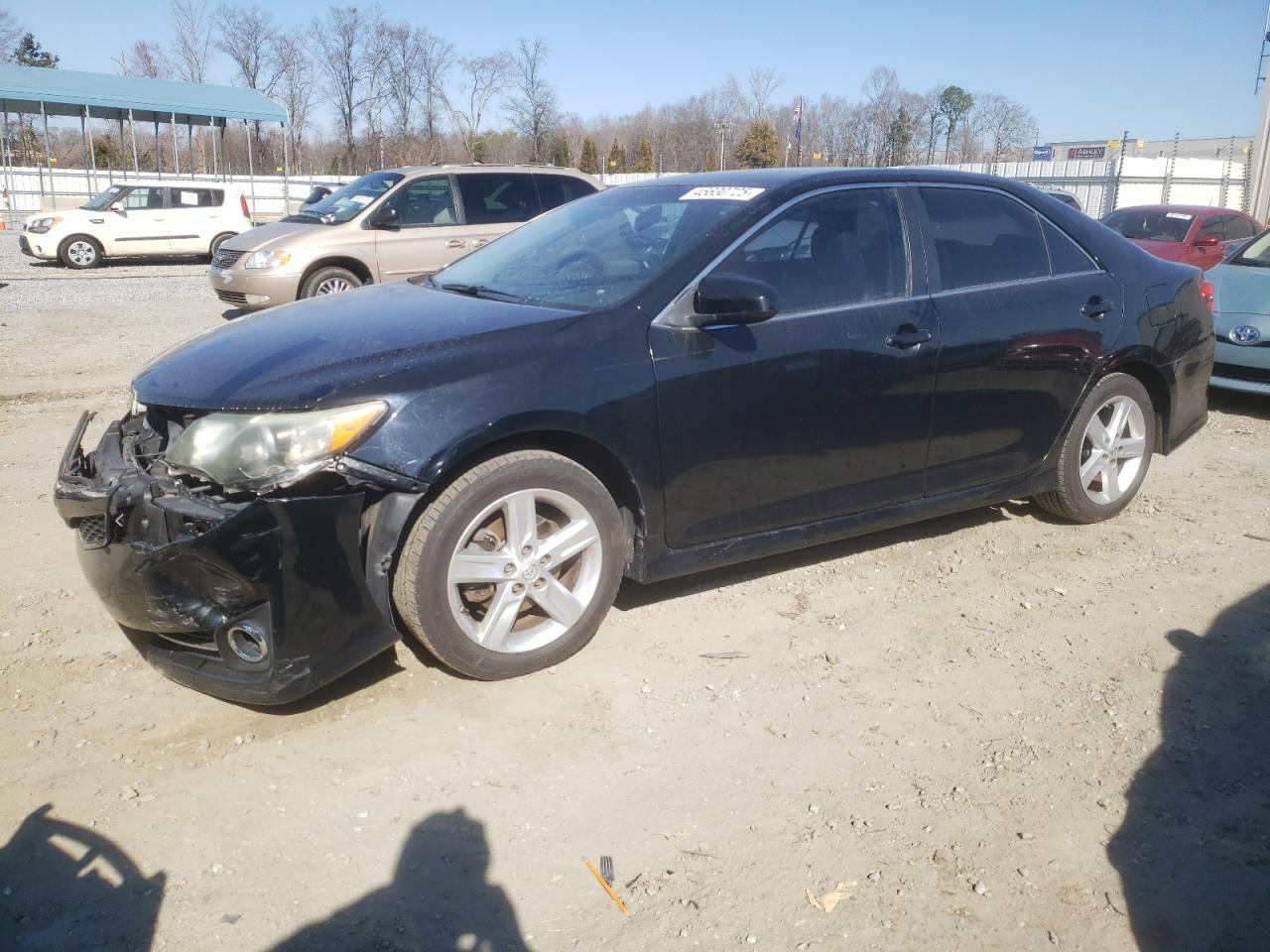 2014 TOYOTA CAMRY L