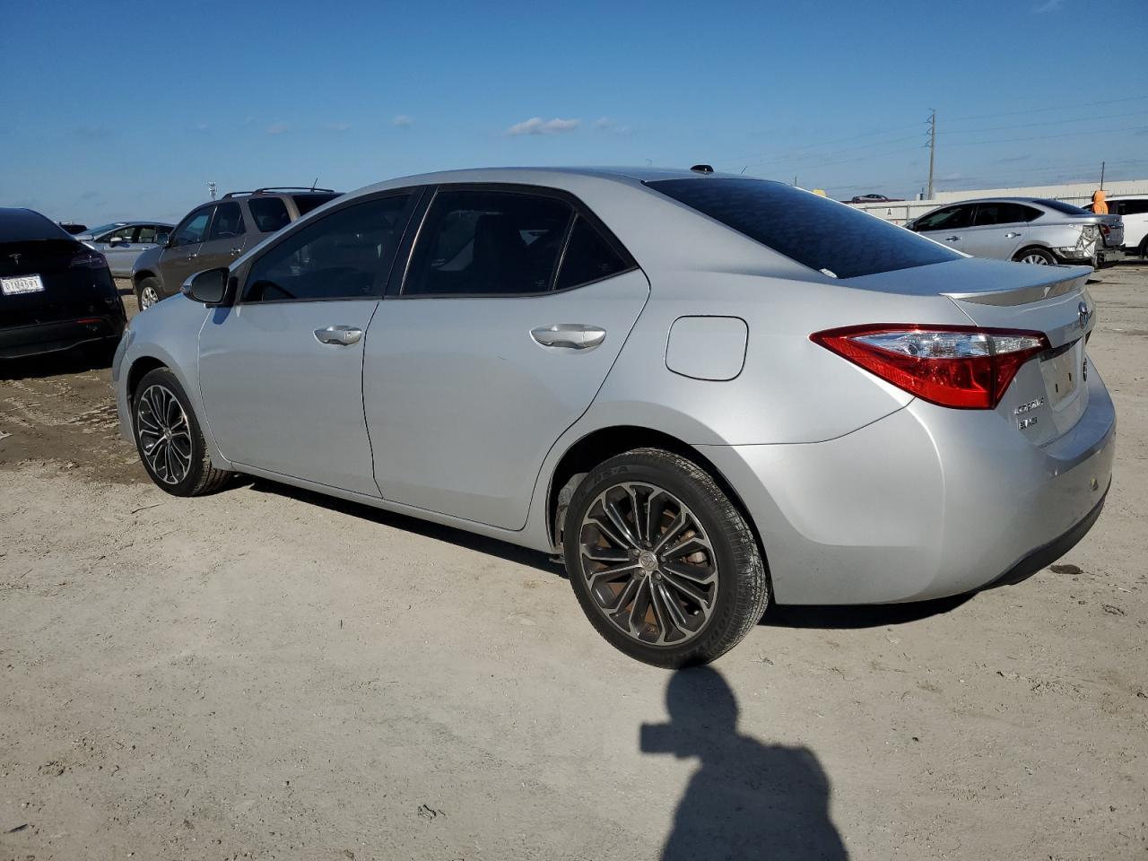 2016 TOYOTA COROLLA L - Фото 2