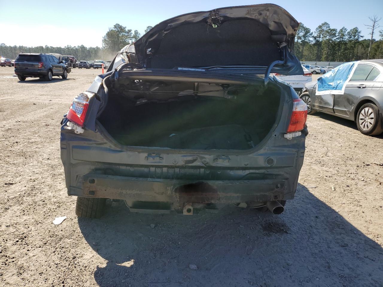 2016 TOYOTA COROLLA L - Image 6