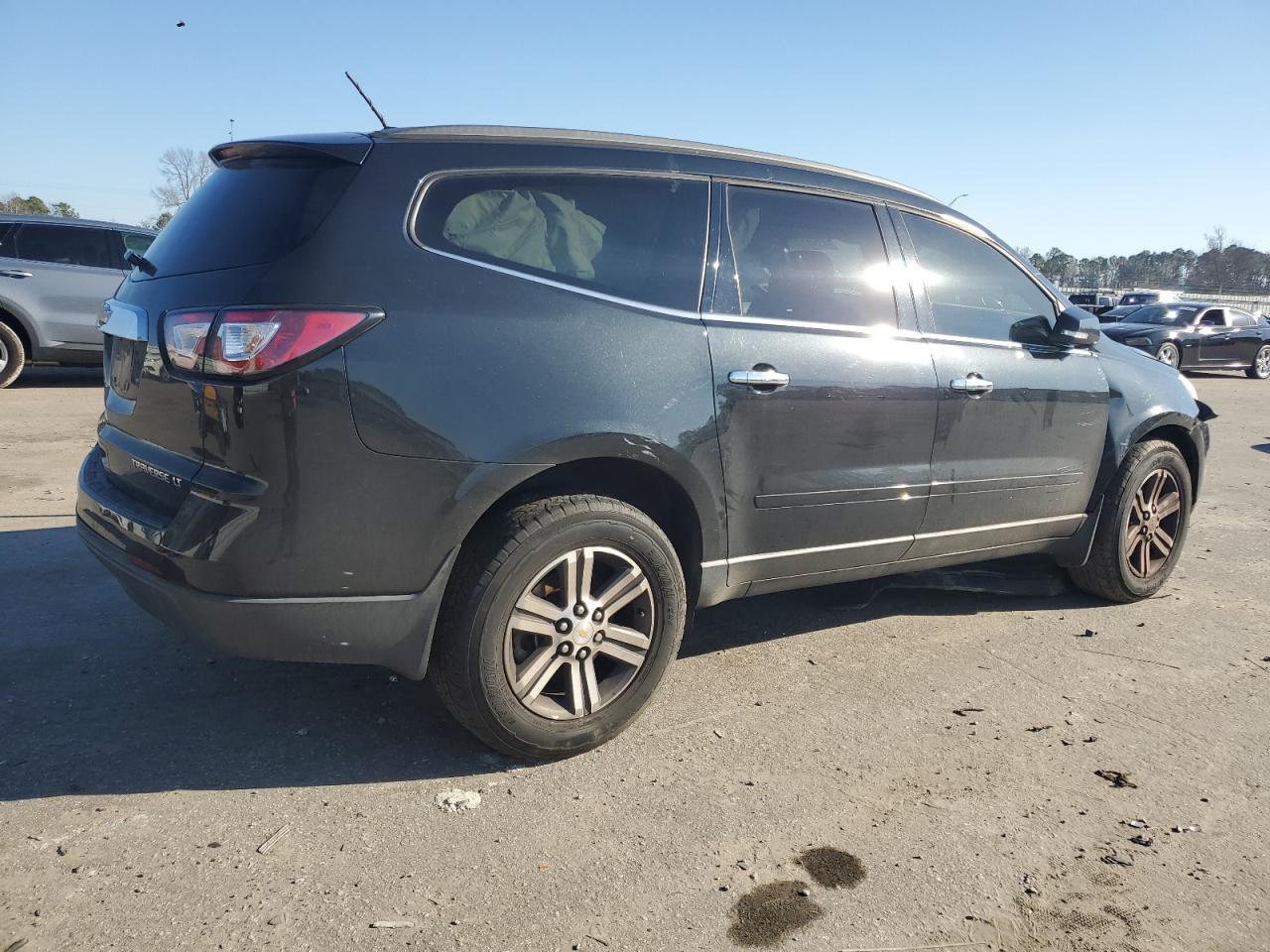 2015 CHEVROLET TRAVERSE L - Image 3