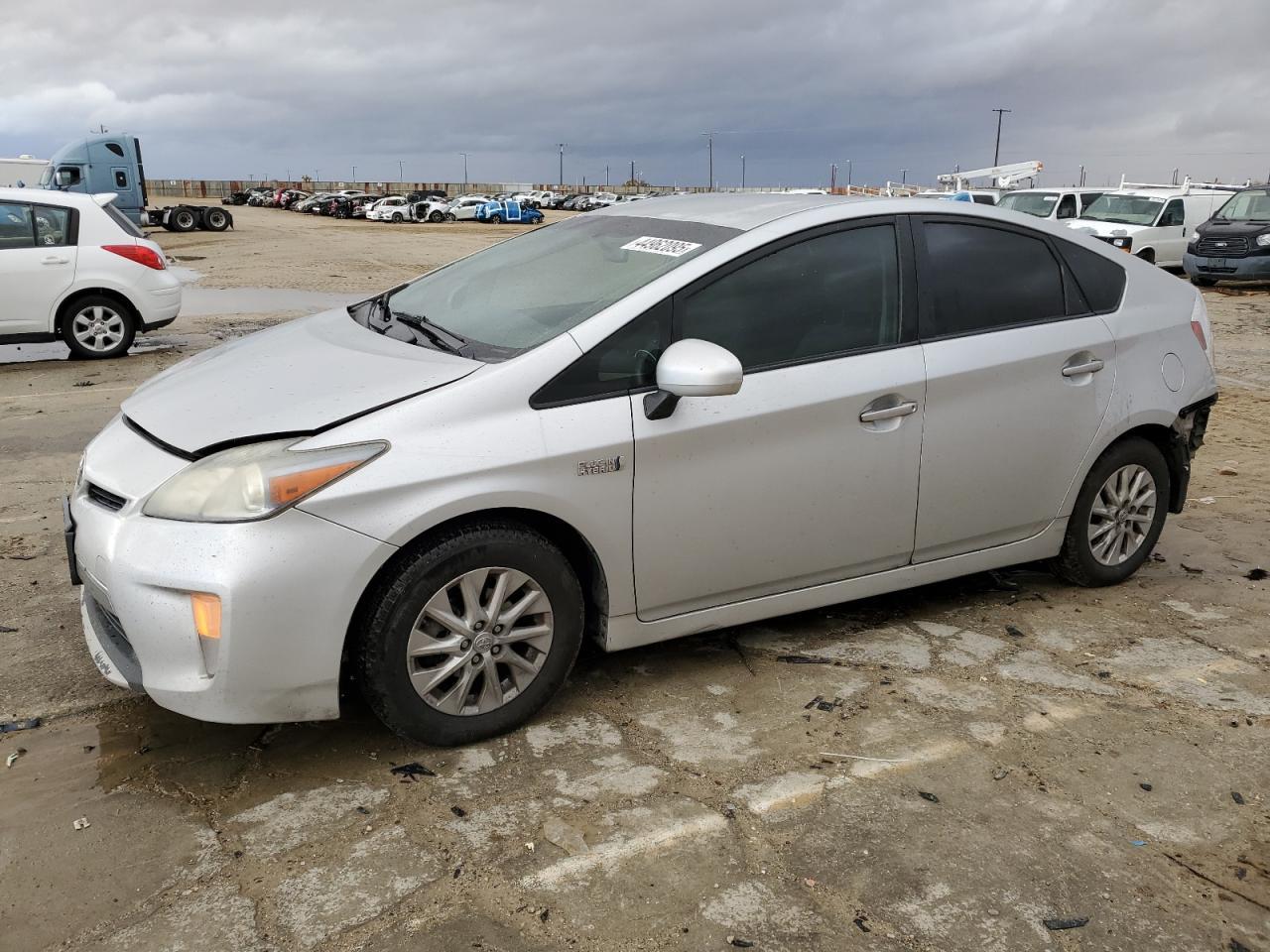 2014 TOYOTA PRIUS PLUG