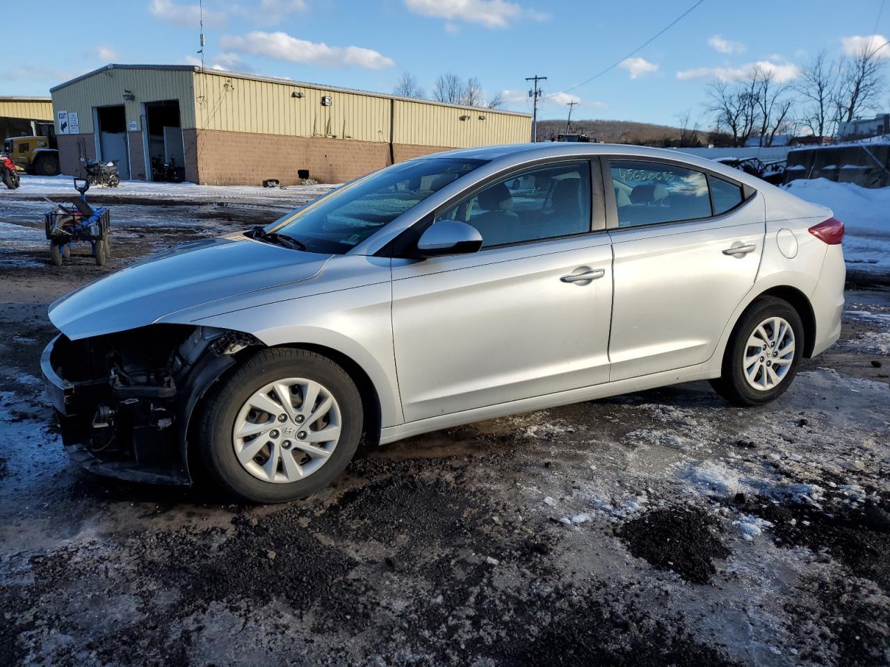 2018 HYUNDAI ELANTRA SE