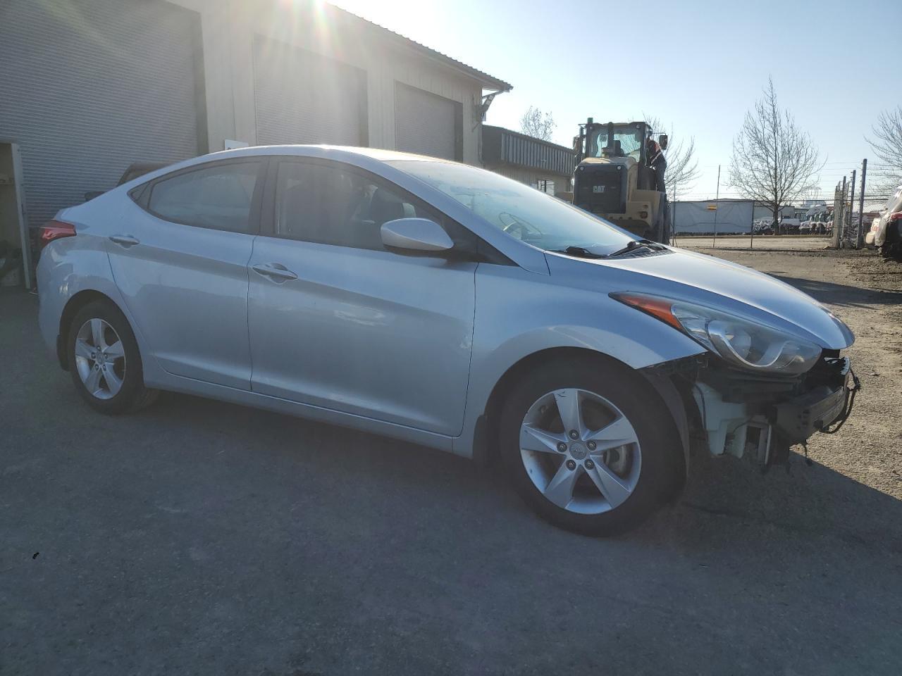 2013 HYUNDAI ELANTRA GL - Image 4