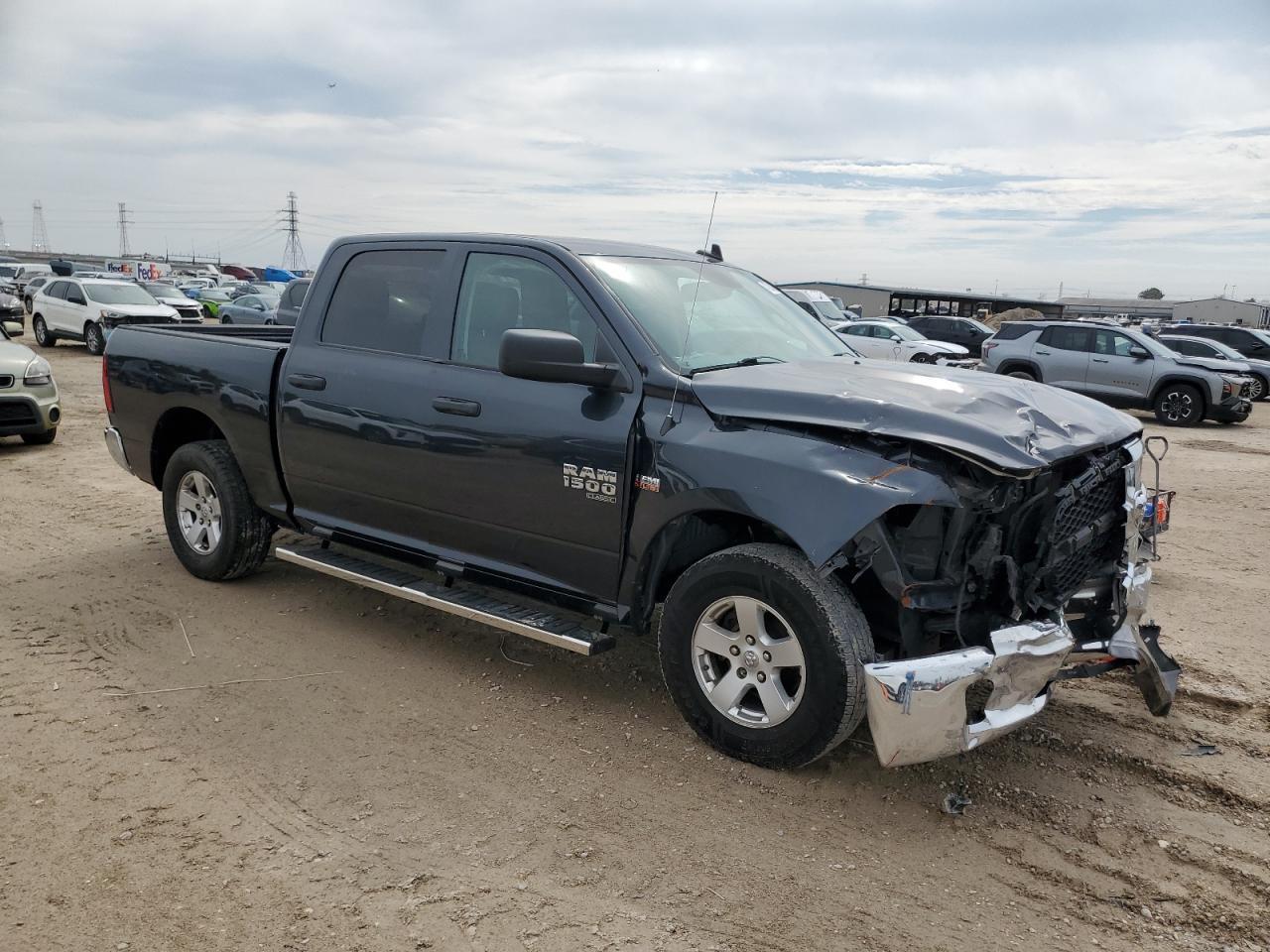 2020 RAM 1500 CLASS - Фото 4