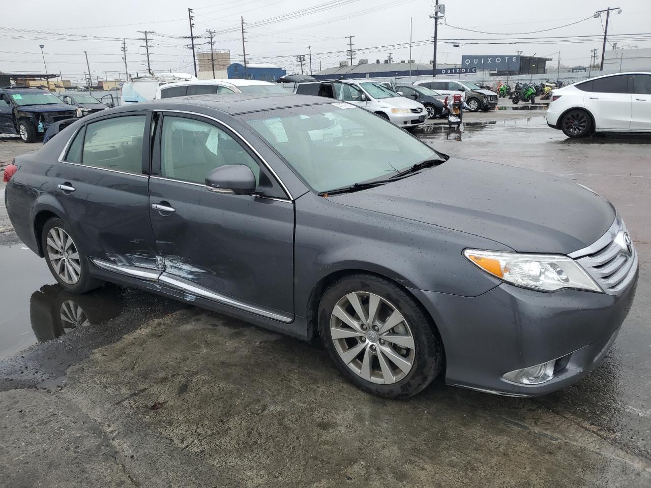 2011 TOYOTA AVALON BAS - Image 4