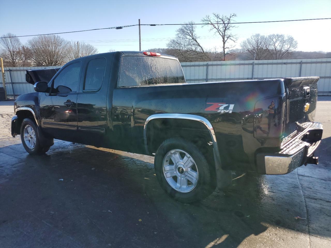 2013 CHEVROLET SILVERADO - Image 2