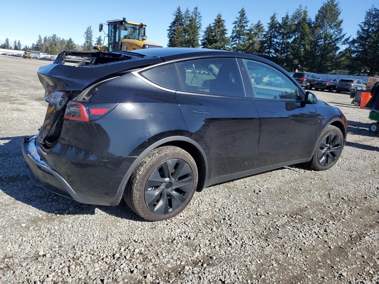 2024 TESLA MODEL Y - Image 3