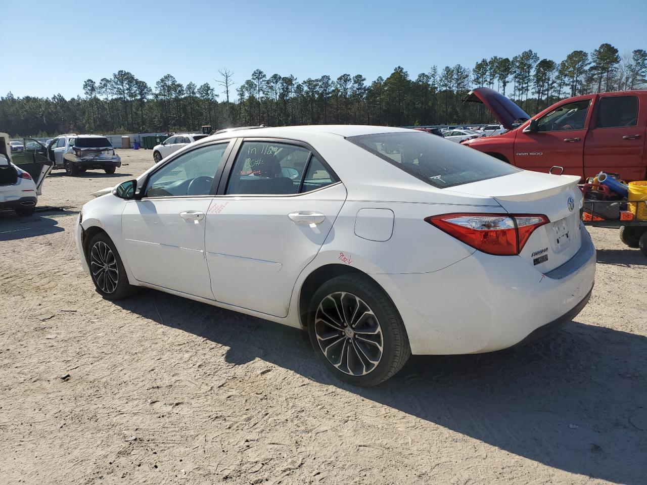 2014 TOYOTA COROLLA L - Фото 2