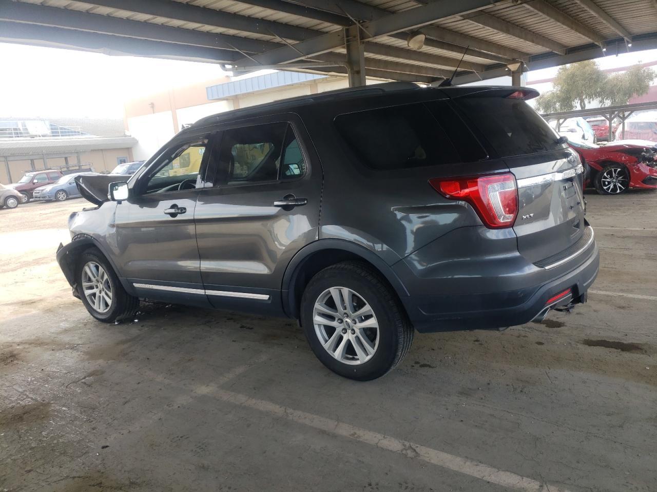2018 FORD EXPLORER X - Фото 2