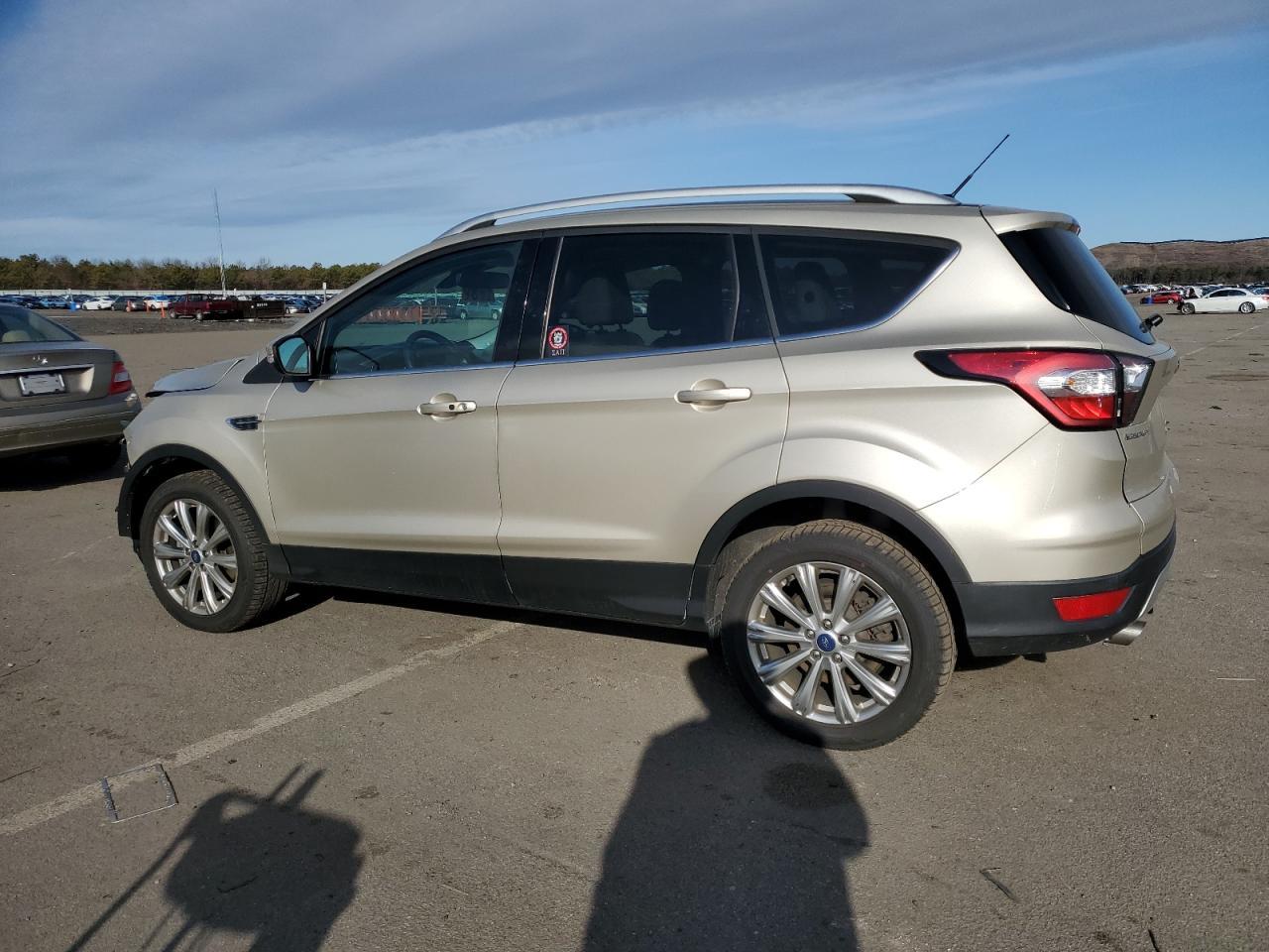 2017 FORD ESCAPE TIT - Image 2