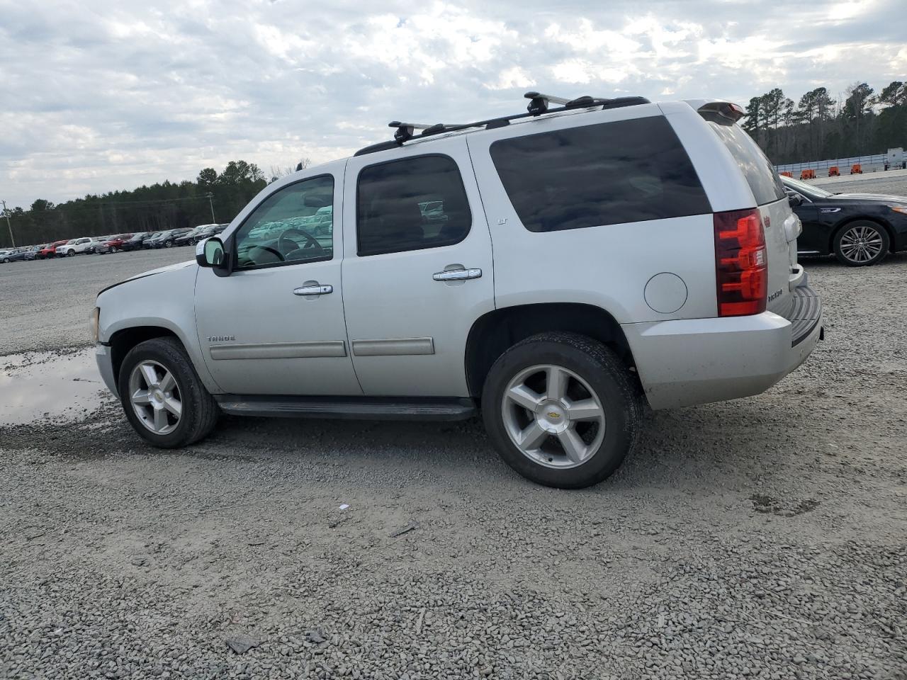 2011 CHEVROLET TAHOE K150 - Image 2