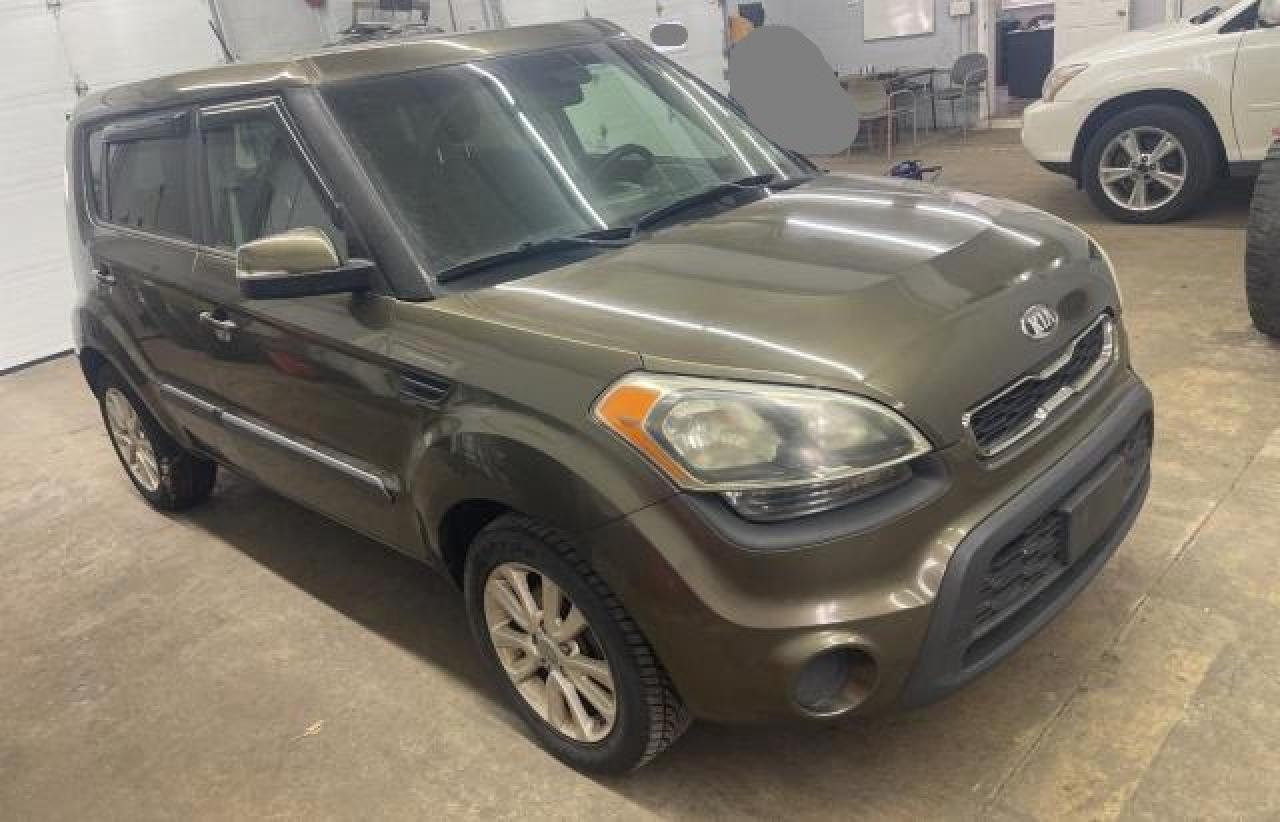2013 KIA SOUL +