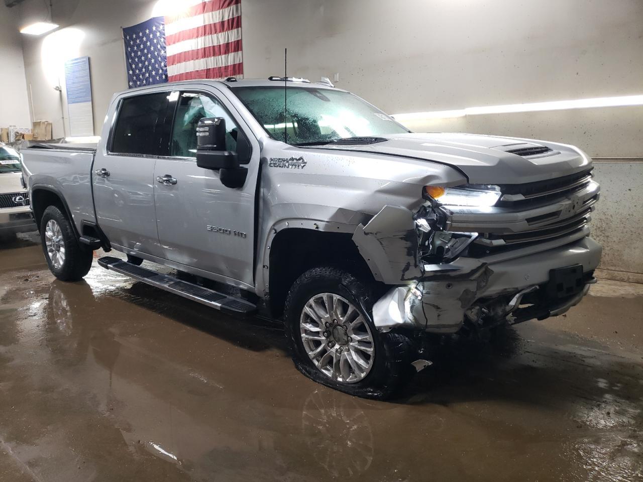 2023 CHEVROLET SILVERADO - Фото 4
